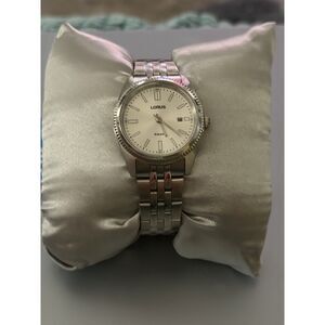 Lorus RJ279B Silver Tone Watch w/ Original Box & Warranty Card